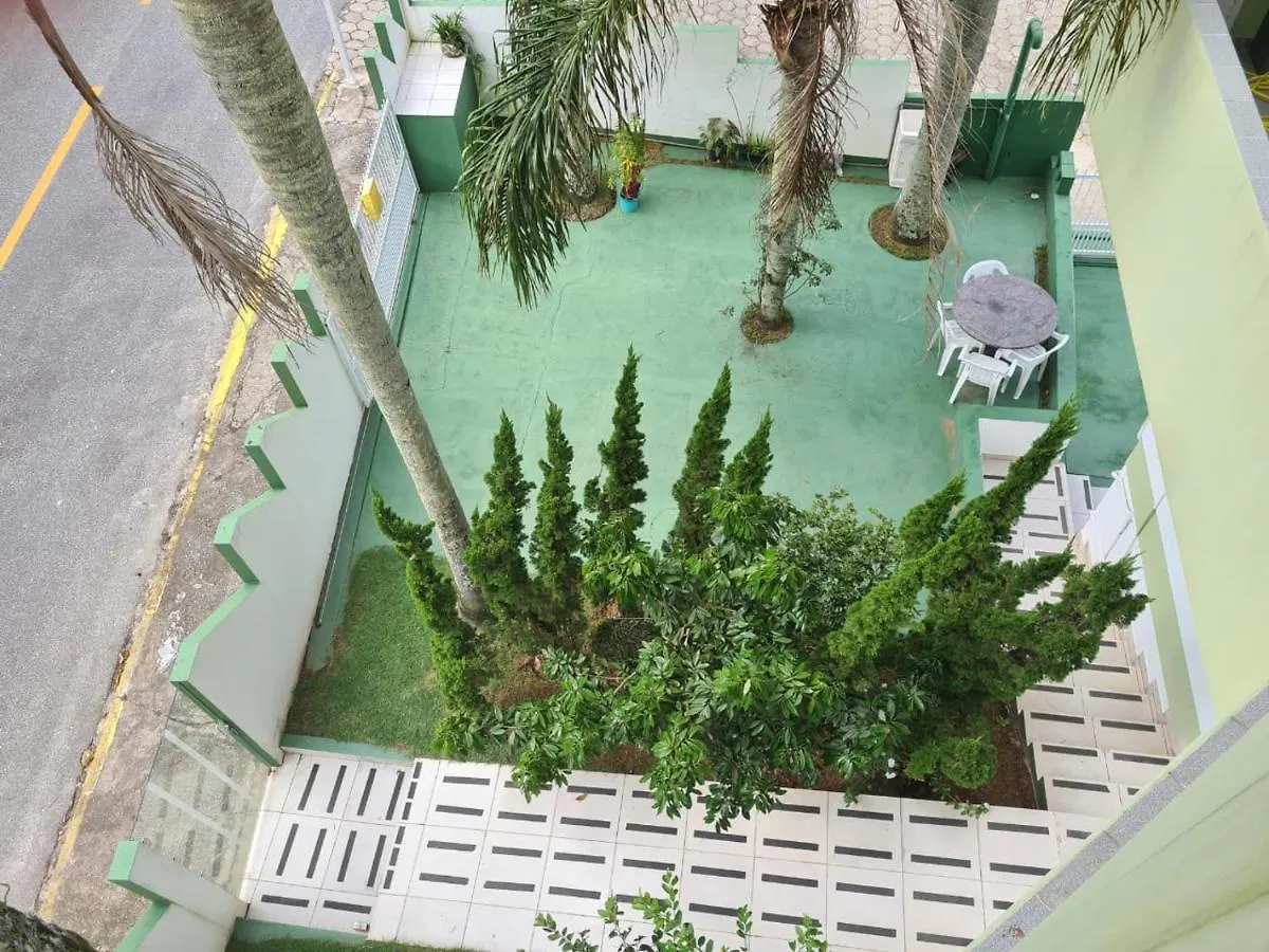 Апартаменты Praia 4 Ilhas Apartamento 1 Quarto A 60M Da Praia Ar Wifi Бомбиньяс Бразилия